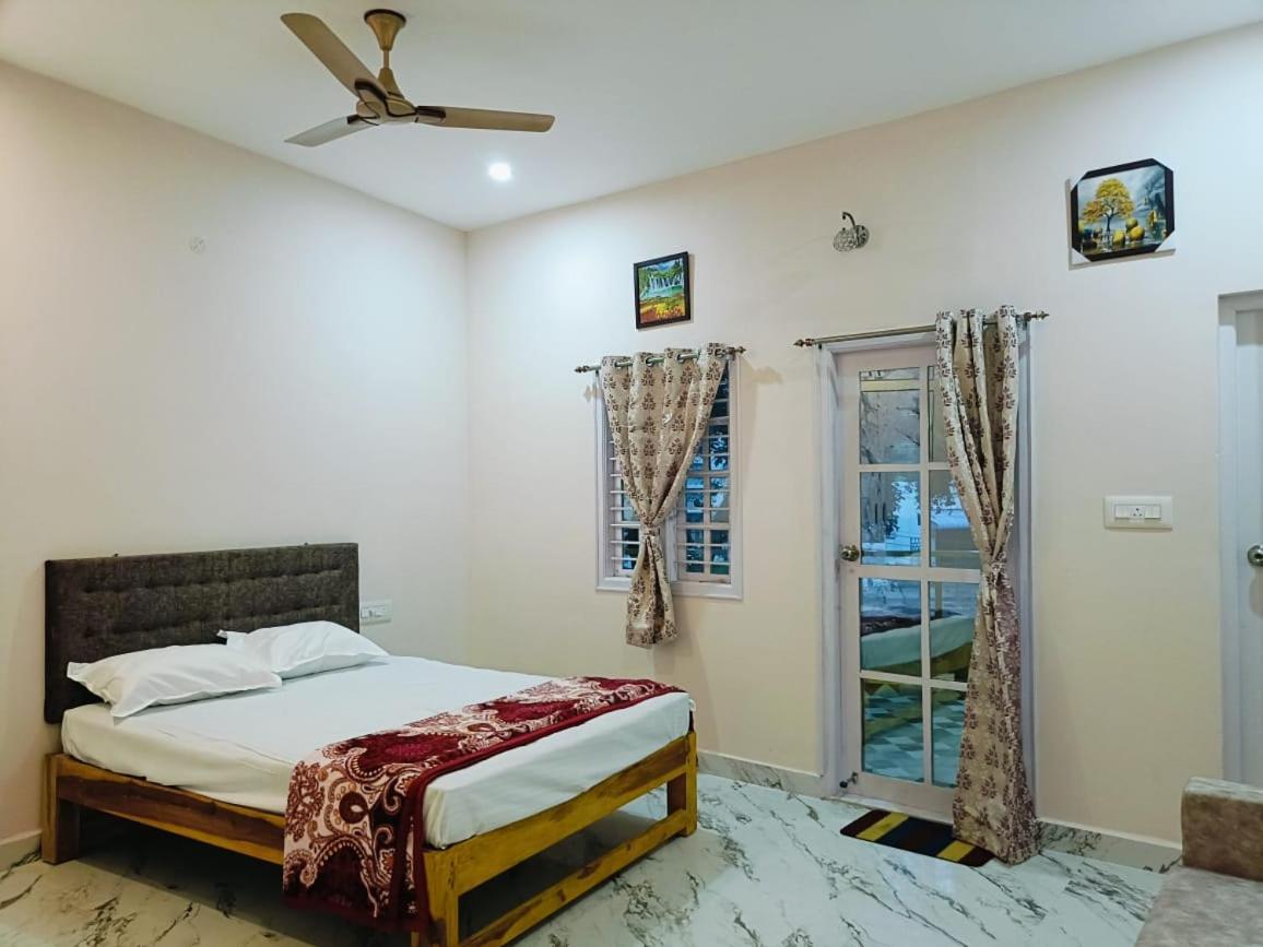 Hilltop Heaven Yelagiri Exterior photo